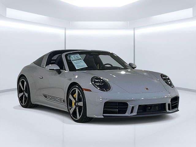 2026 Porsche 911 photo 3