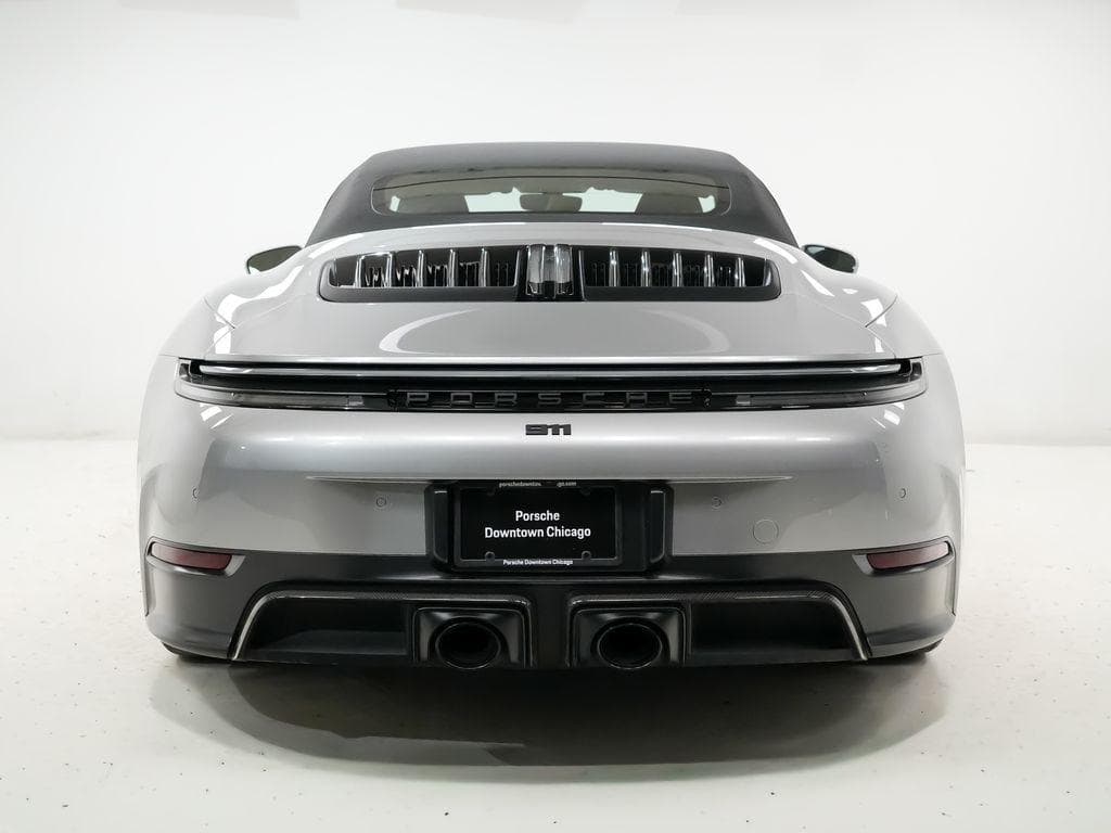 2026 Porsche 911 photo 2