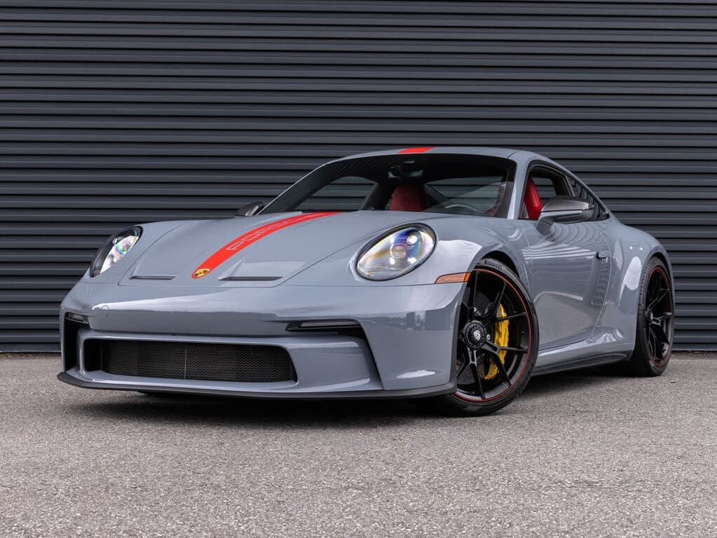 2023 Porsche 911 photo 2