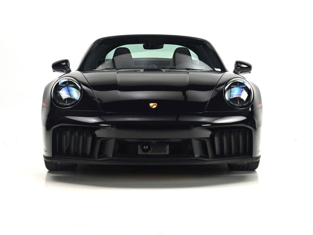 2026 Porsche 911 photo 3