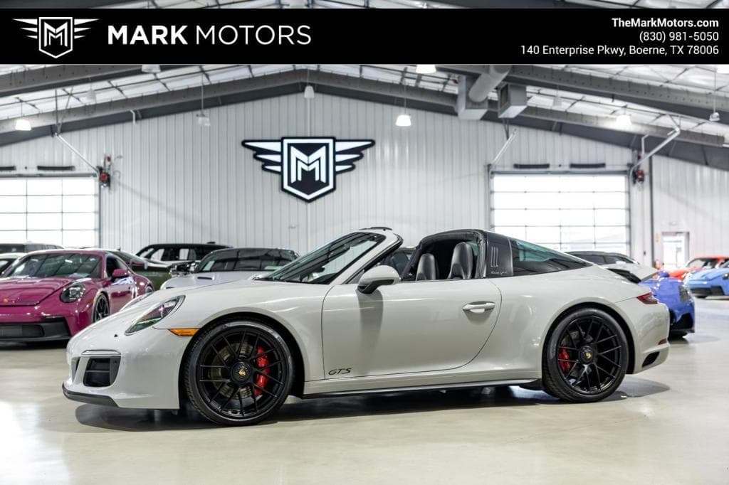 2018 Porsche 911