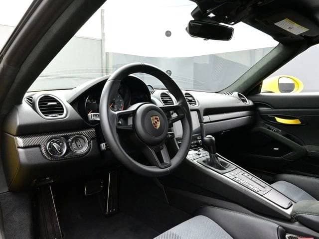 2025 Porsche Boxster photo 3