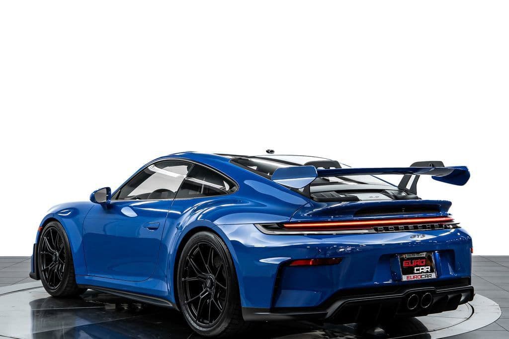 2025 Porsche 911 photo 4