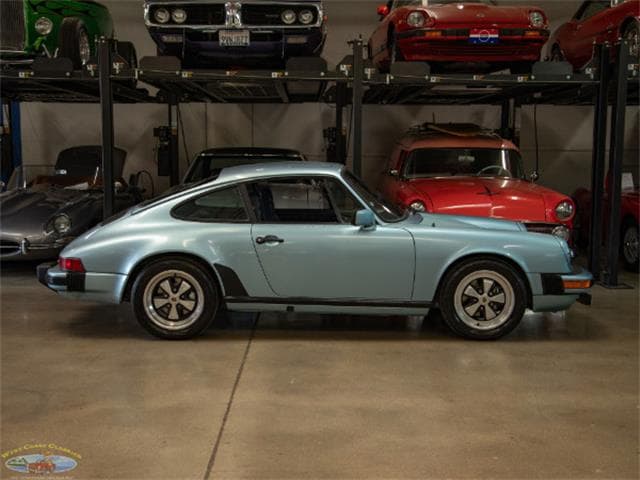 1982 Porsche 911 photo 3