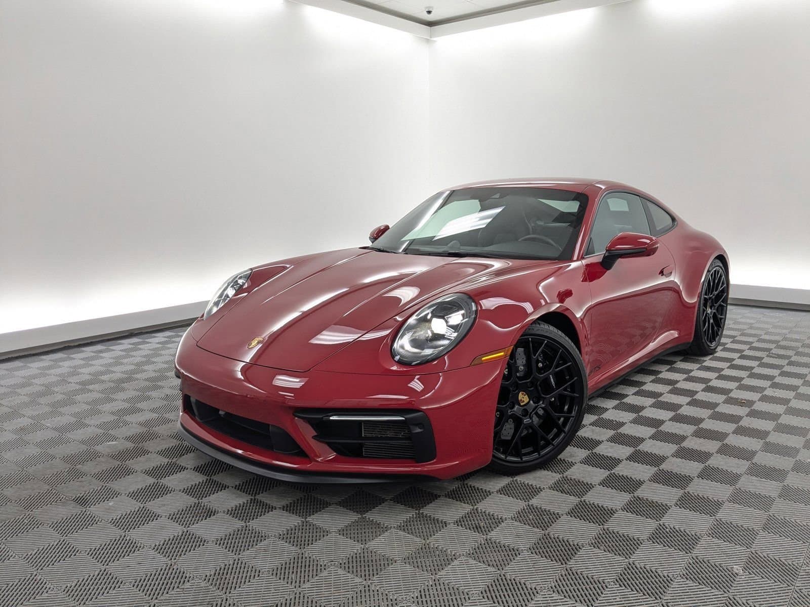 2024 Porsche 911 photo 3